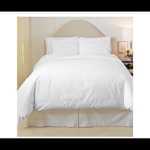 Fieldcrest hotel sateen duvet and 2 king shams